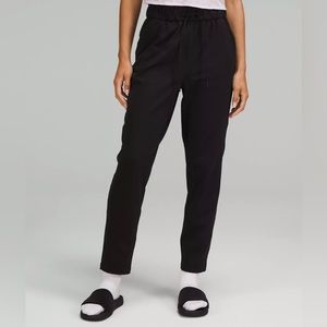 Stretch High-Rise Pants - 7/8 Length